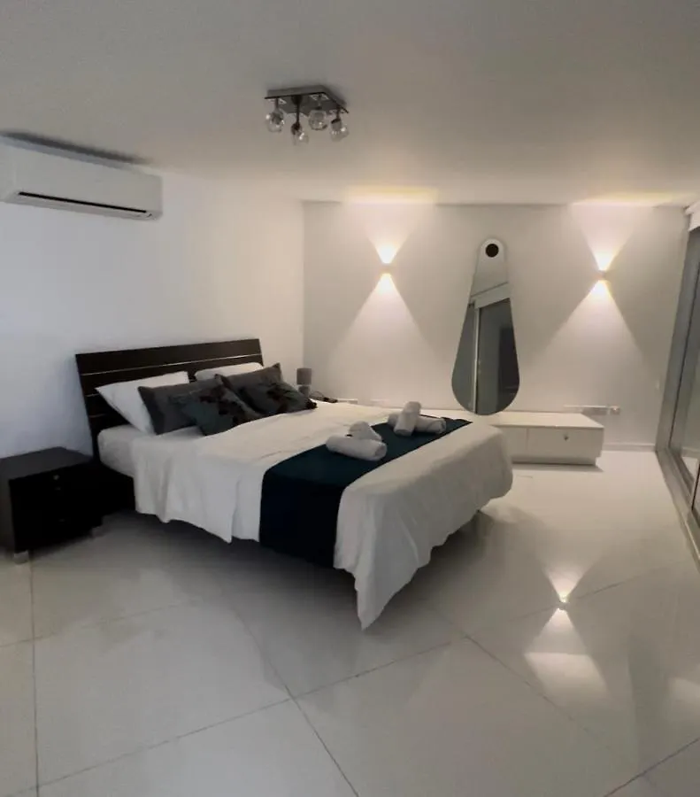Апартаменты Olympus Penthouse 360 View Ларнака